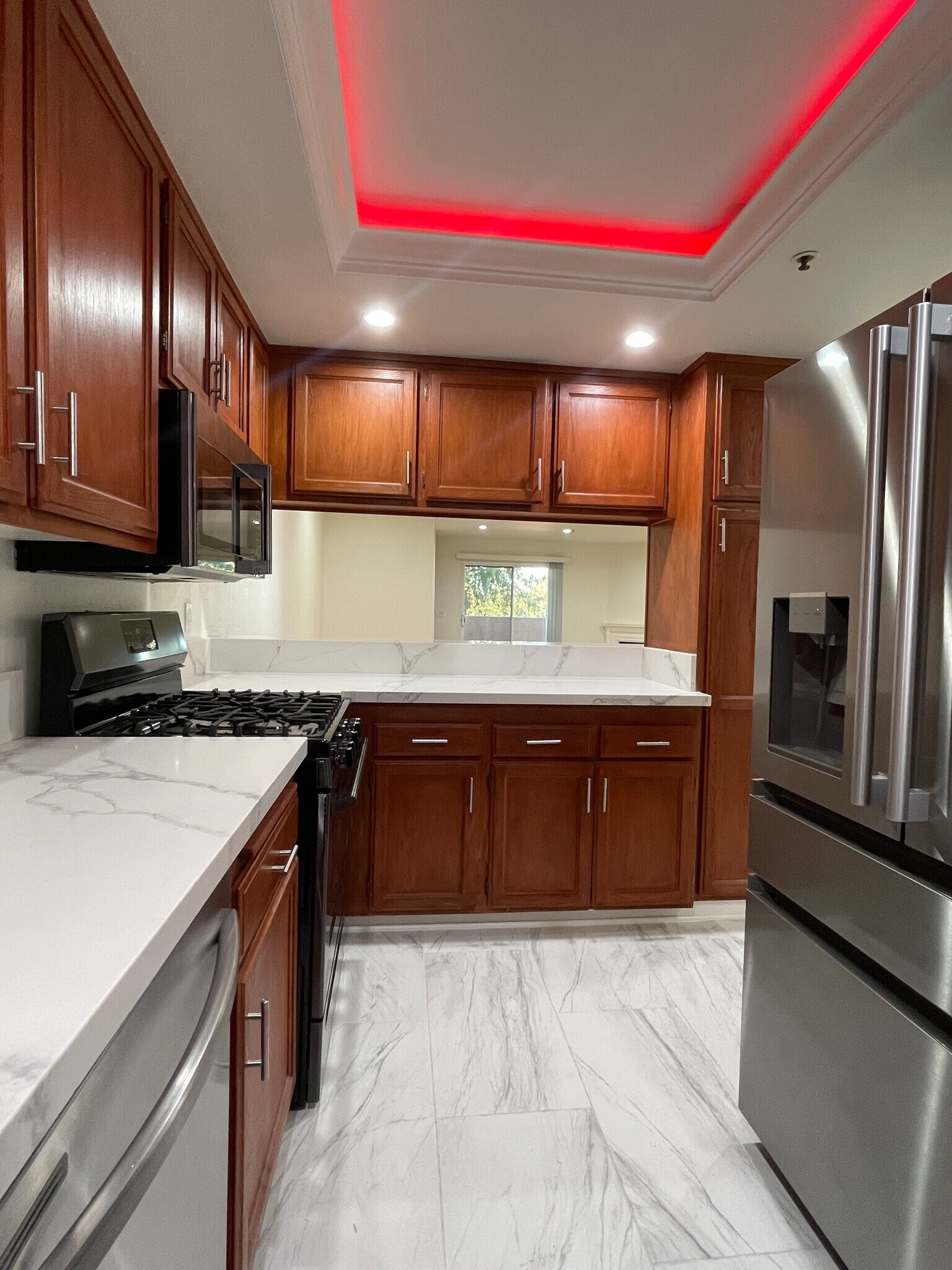 Building Photo - 15114 Sherman Way