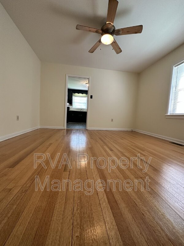 Building Photo - 12070 Karen Dr