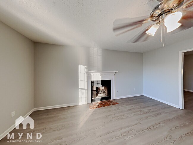 Building Photo - 5061 Donnell Way