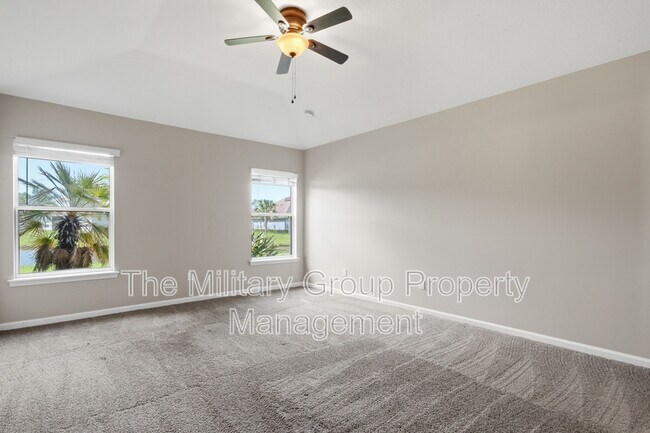 Building Photo - 374 Porta Rosa Circle