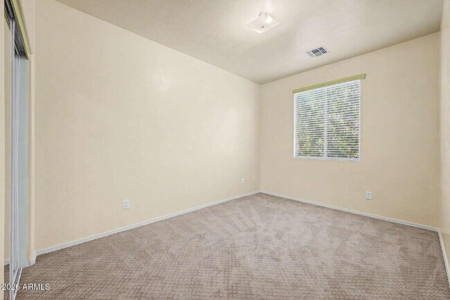 Building Photo - 4172 E Santa Fe Ln