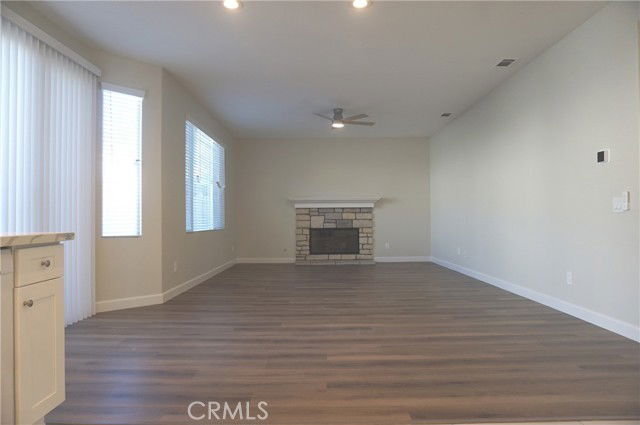 Building Photo - 33 Kelsey