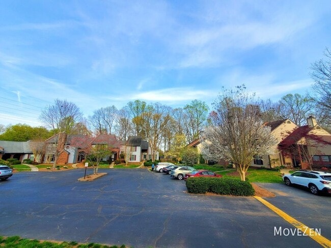 Building Photo - 2305 Brandt Village