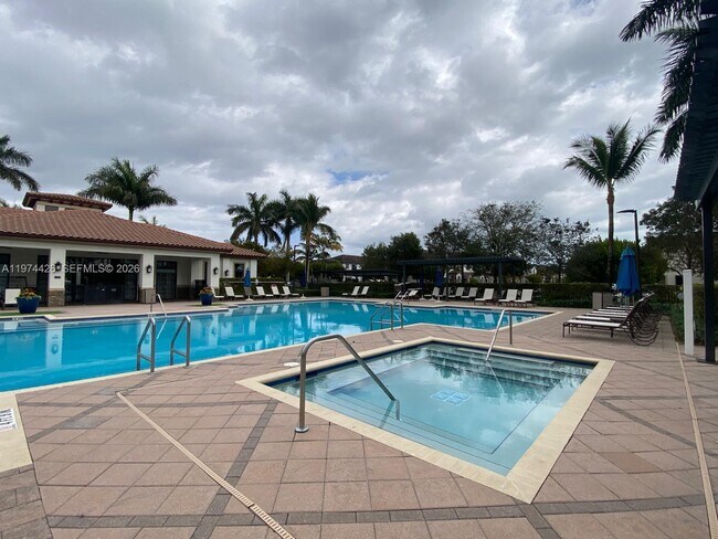 Building Photo - 11543 SW 248th Ln