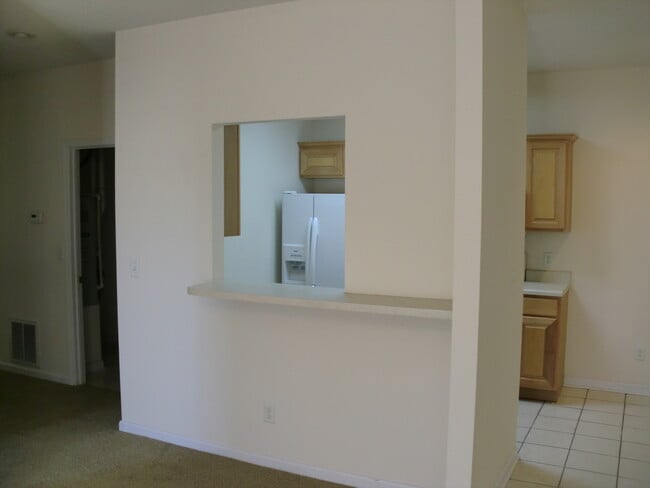 Building Photo - 1115 Kennesaw Ridge Rd