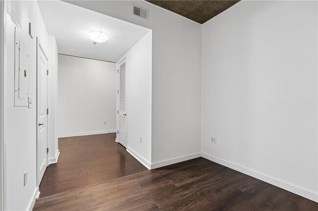 Building Photo - 855 Peachtree St NE