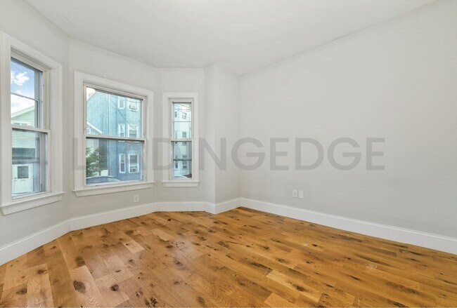 Building Photo - 70 W Eagle St