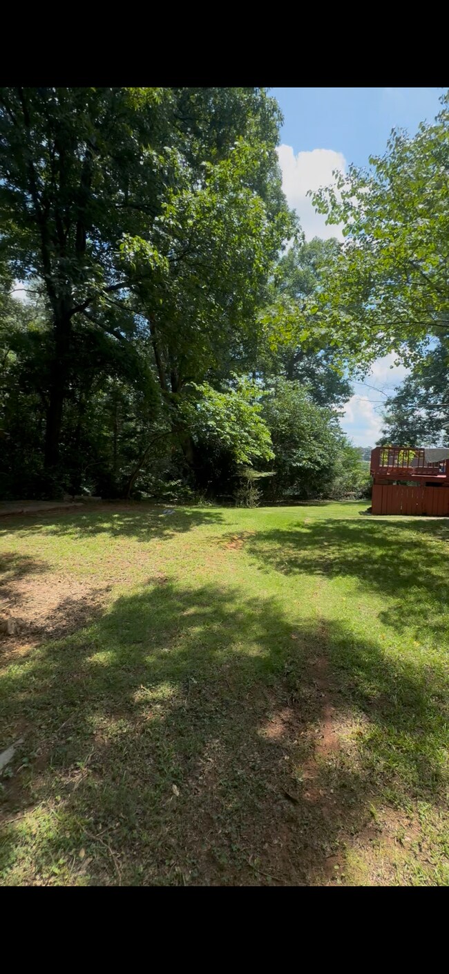 Building Photo - 185 Cavalier Ct