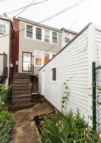 Building Photo - 312 Shepherd St NW
