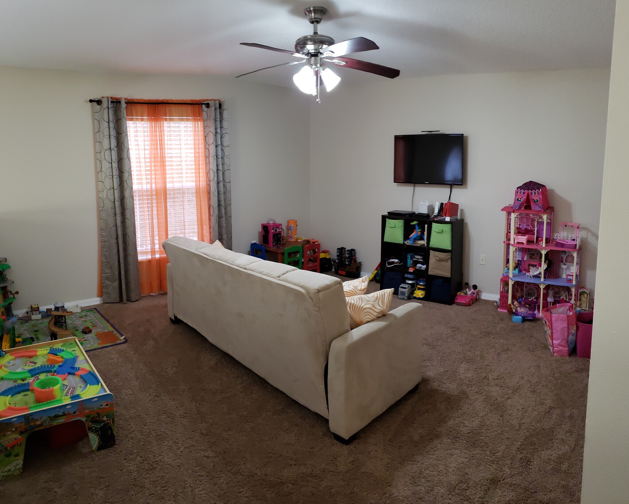 Building Photo - 76550 Longleaf Loop