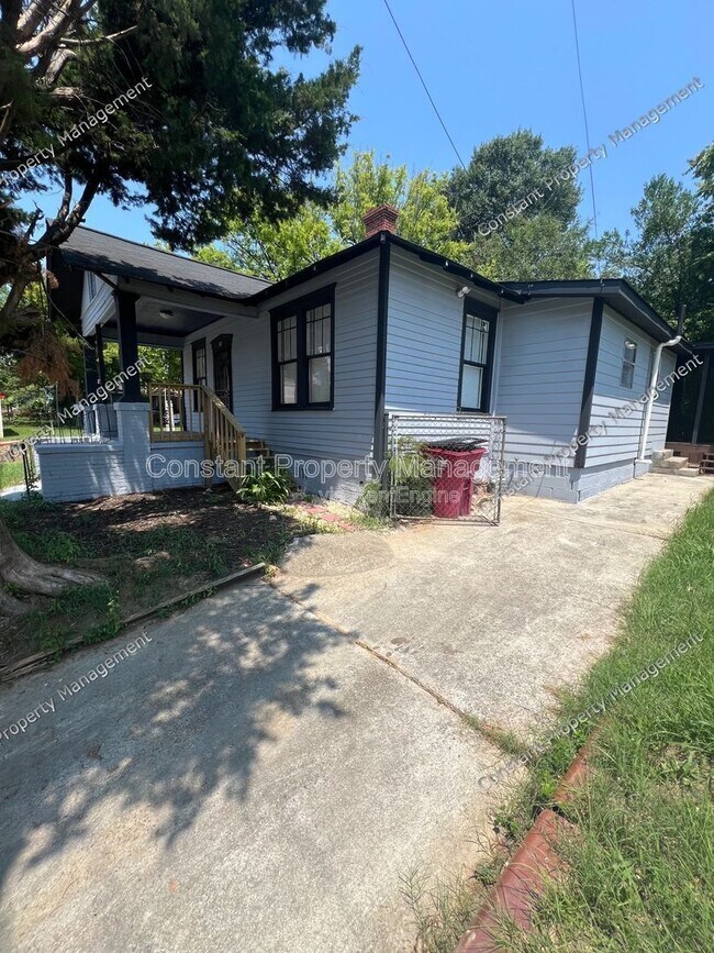 Building Photo - 495 Pittman St