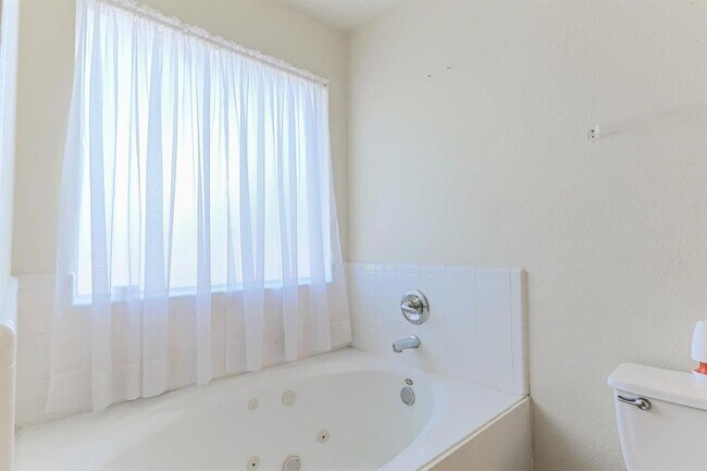 Building Photo - 1259 Bartlett Cove Dr