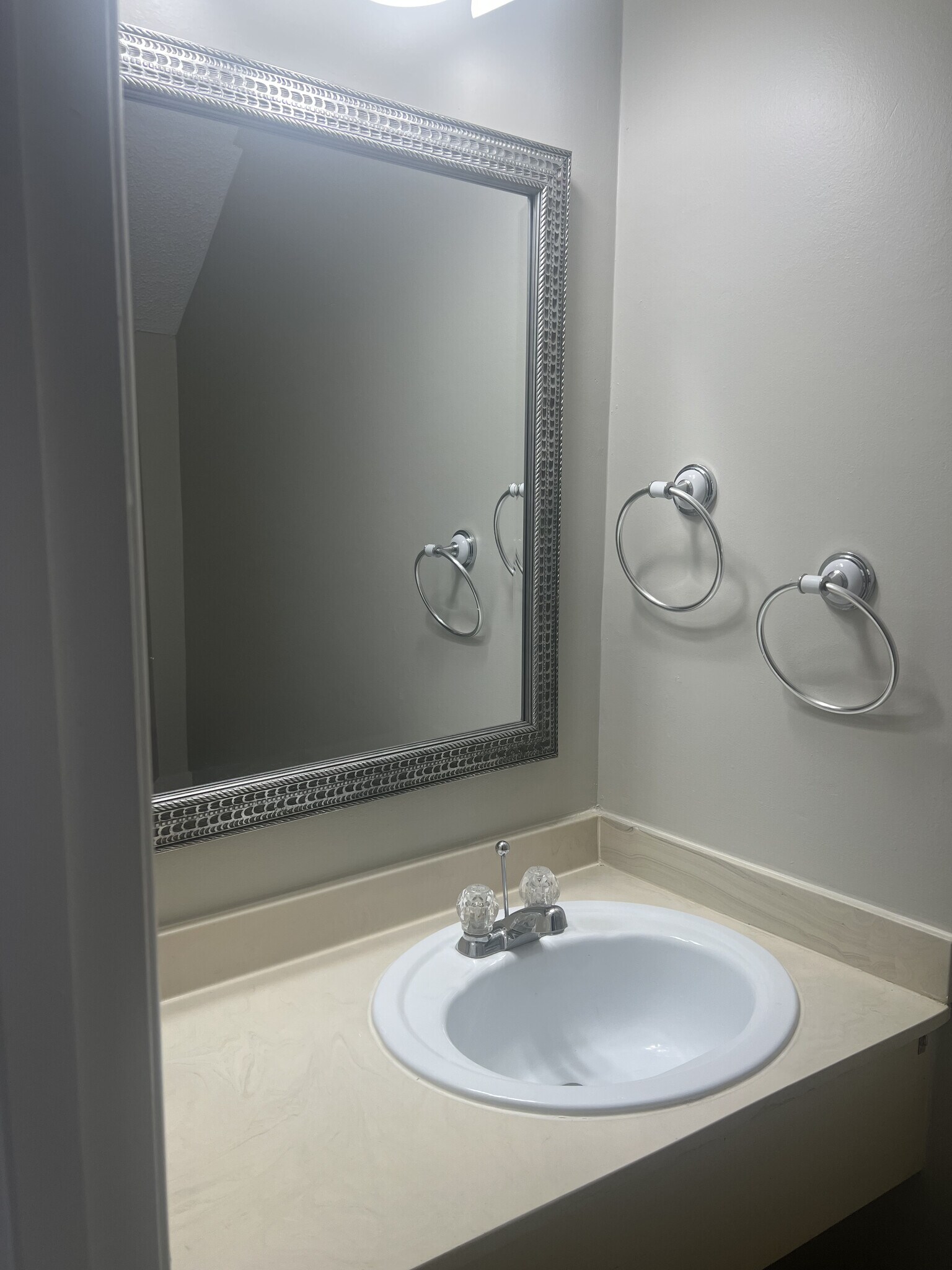 Building Photo - 595 Winding Creek Rd