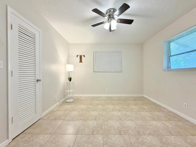 Building Photo - 4510 NW 46th St