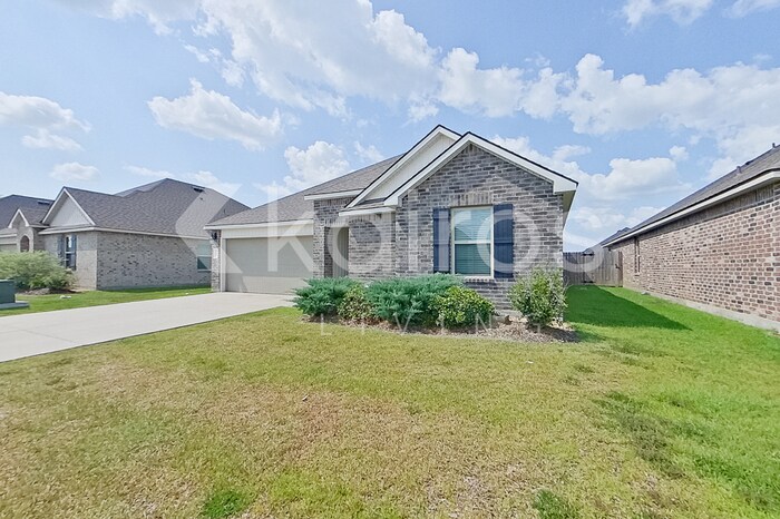 Building Photo - 405 Mango Dr