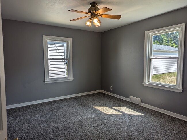 Building Photo - 1820 23rd St