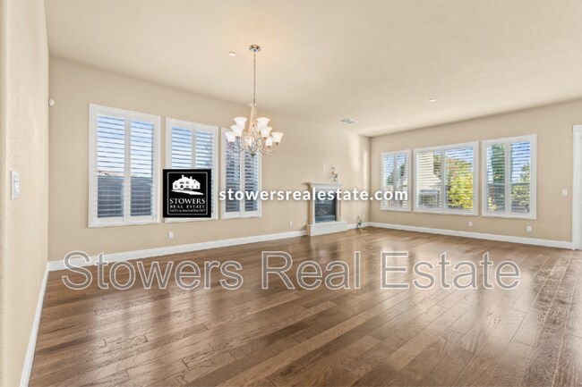 Building Photo - 1642 Pinot Pl
