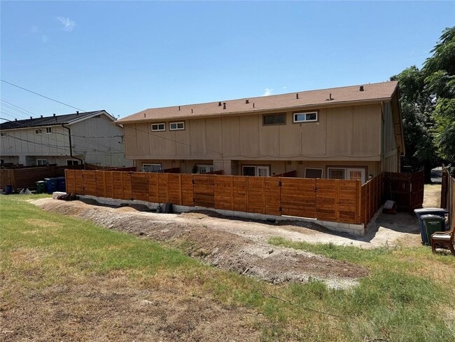 Building Photo - 3451 Willowrun Dr