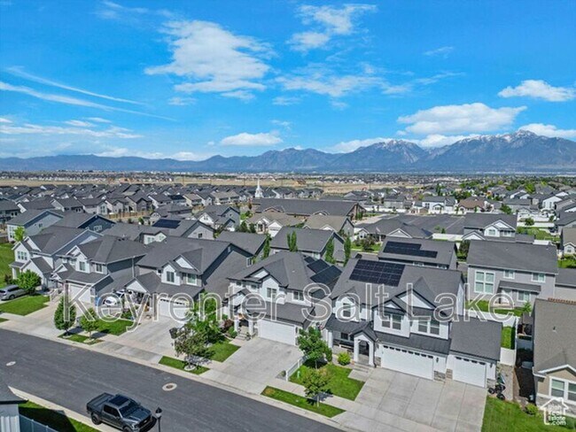 Building Photo - 12473 S Desert Mesa Dr
