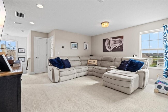 Building Photo - 5709 Silver Sun Dr