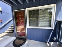 Building Photo - Modern 1st-Floor Studio with Resort Amenities & Prime Location
