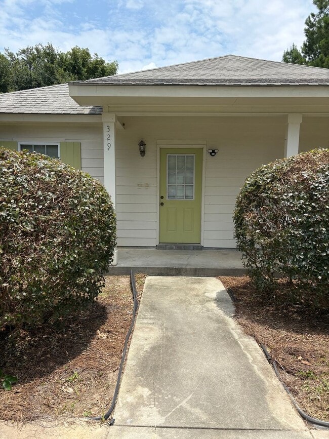 Building Photo - Ruella Duplexes