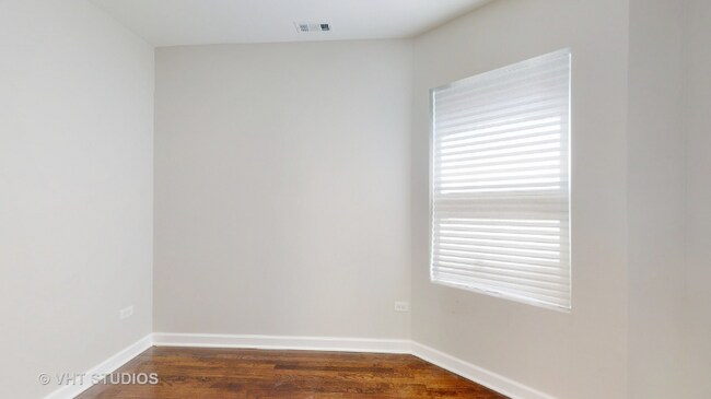 Building Photo - 6607 S Sangamon St