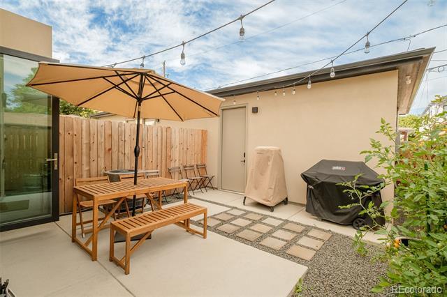 Building Photo - 1569 Utica St