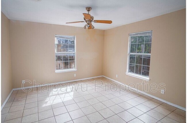 Building Photo - 717 N Colorado St