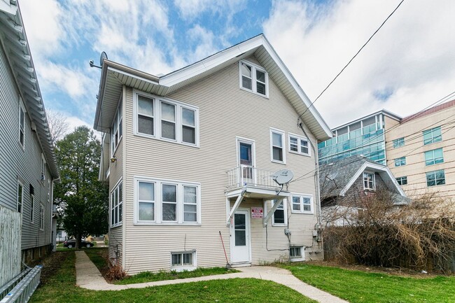 Building Photo - 50th Street