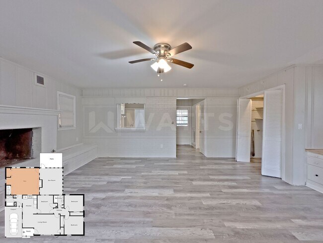 Building Photo - Spacious 3-Bed/2-Bath Home in Killough Springs