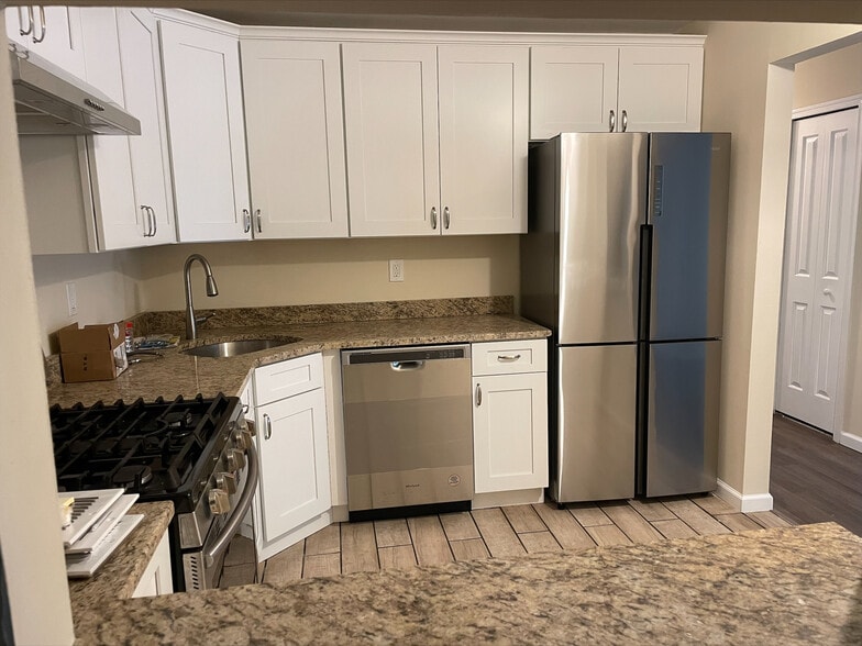 Building Photo - 86 Willow Ct