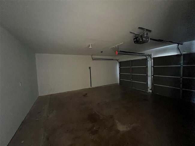 Building Photo - 8411 Tamayo Dr
