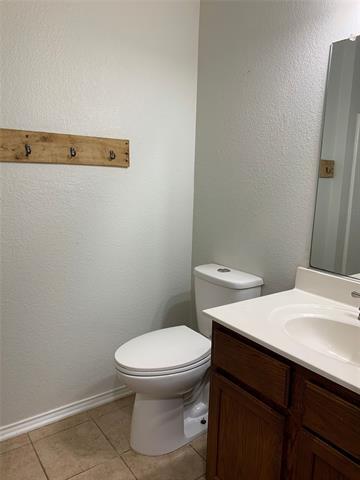 Building Photo - 12820 Kingsgate Dr