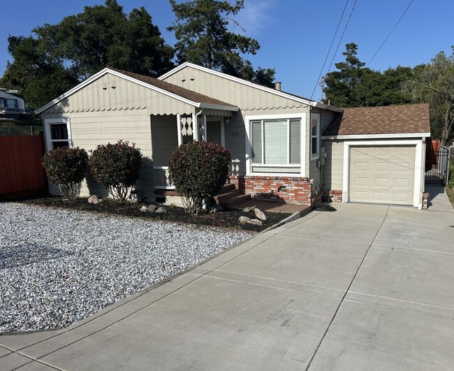 Primary Photo - Beautifully Well-Kept 2 Bedroom, 1 Bath Home
