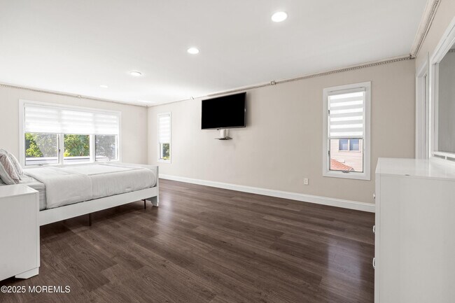 Building Photo - 24 Valley Forge Rd