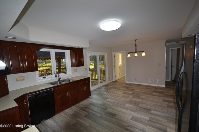 Building Photo - 2505 Allen Ln