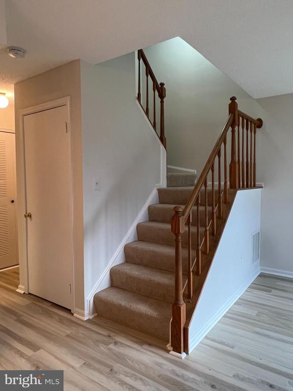 Building Photo - 6015 Netherton St