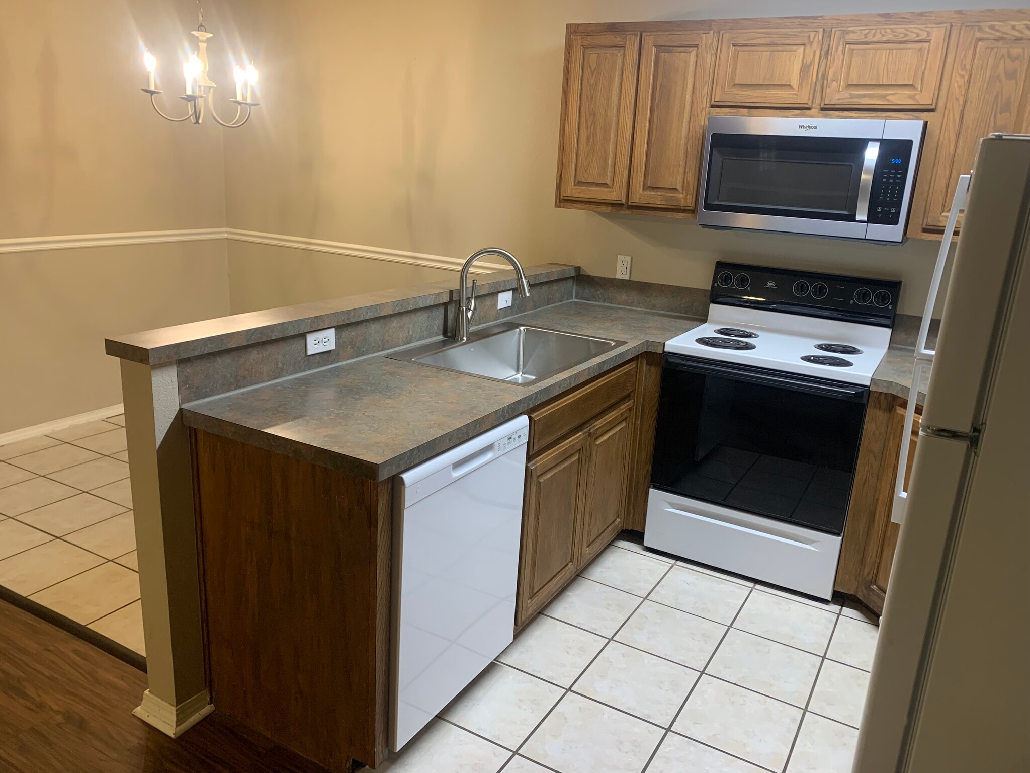 Building Photo - 17608 E 78th St N