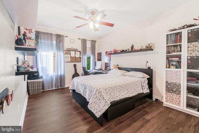 Building Photo - 23619 Waterford Downs Terrace