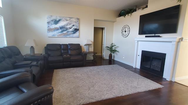 Building Photo - 2413 Autumndale Dr