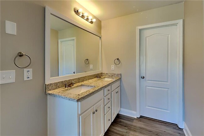 Building Photo - 227 Brightondale Blvd