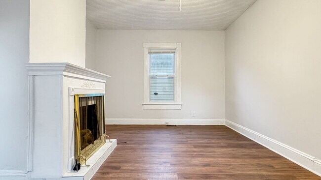 Building Photo - 2728 E Virginia Beach Blvd