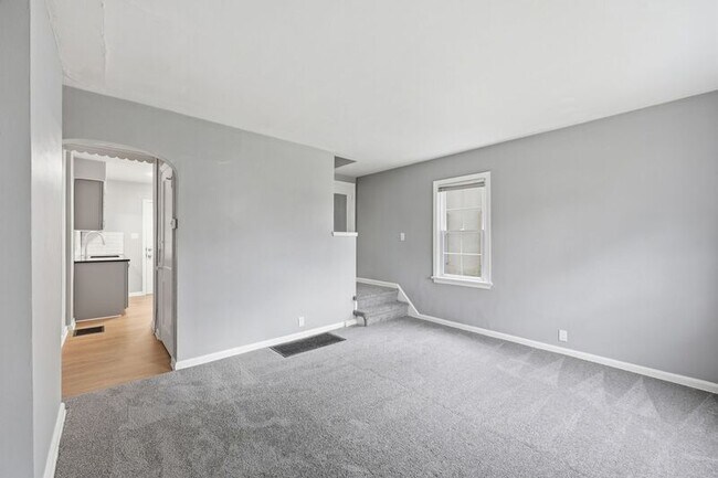 Building Photo - 737 E Mithoff St