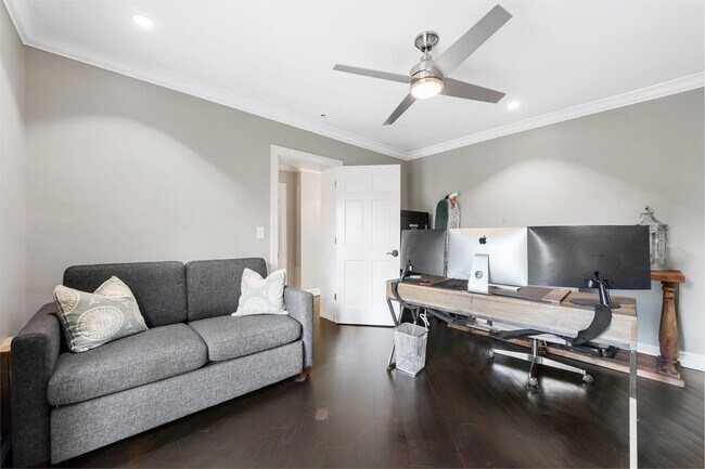 Building Photo - 331 Lido Dr