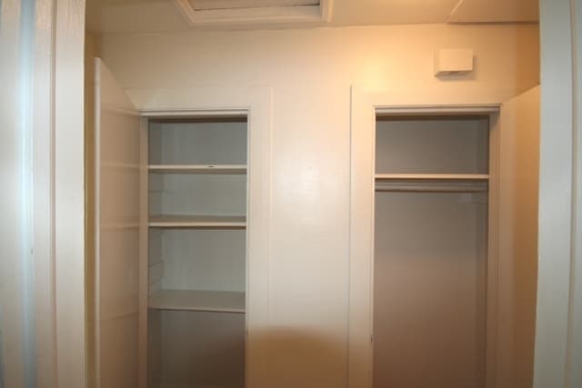 Building Photo - Adorable Lakewood Duplex with W/D and Carport