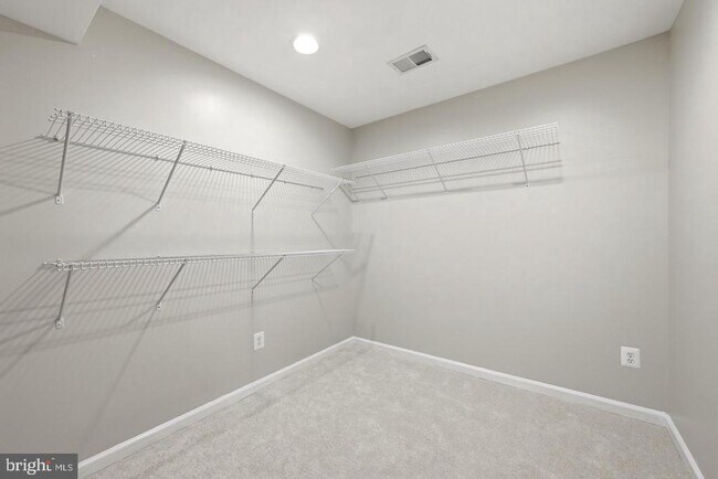 Building Photo - 17037 Loftridge Ln