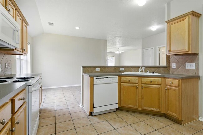 Building Photo - 4827 Claymill Ct