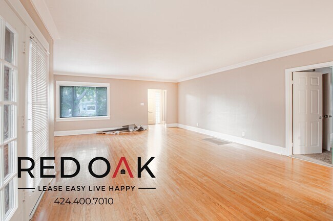 Building Photo - 220 Mira Mar Ave