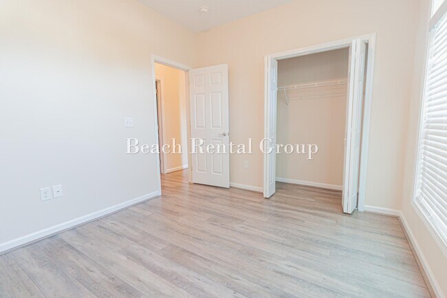 Building Photo - 148 Scotch Broom Dr